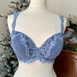 Victoria’s Secret Dream Angels Lace Bra 36D Blue Polka Dot Underwire